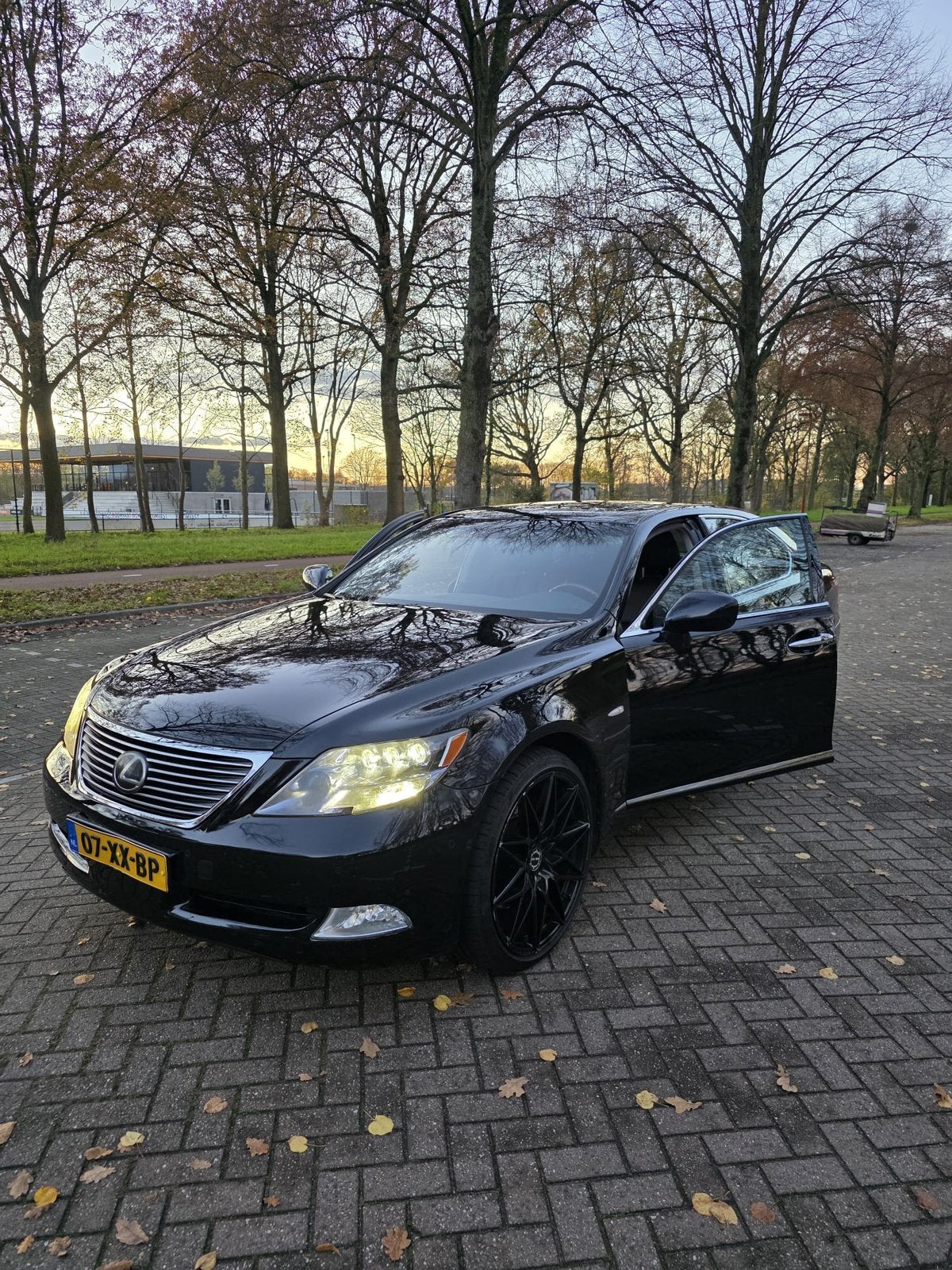 Lexus LS600HL President Edition – Youngtimer, Auto's, Automaat, 394 pk, 4 stoelen, Vierwielaandrijving