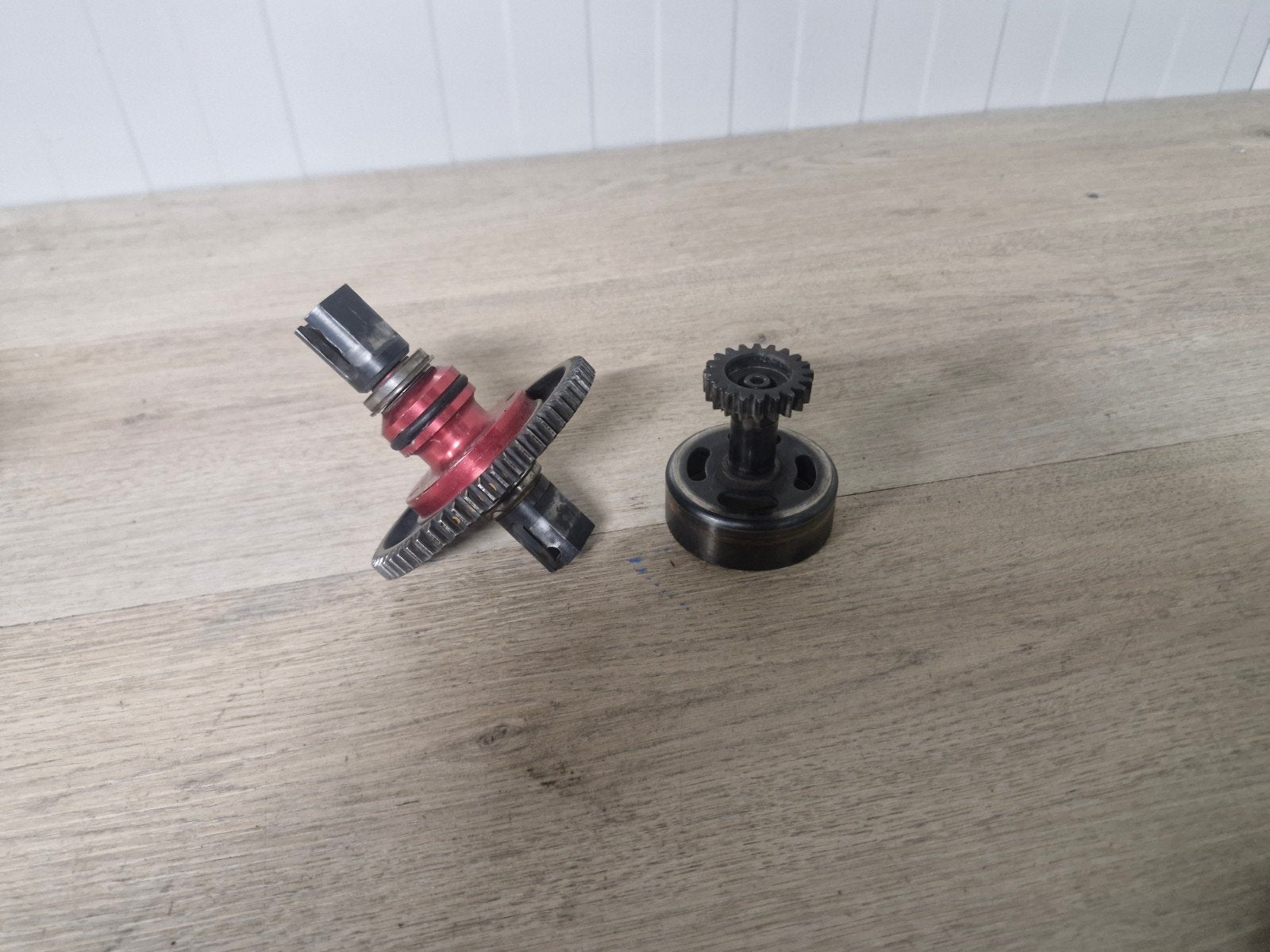 losi 5ive T midden diff, Hobby en Vrije tijd, Benzine, Ophalen of Verzenden, Zo goed als nieuw, Onderdeel