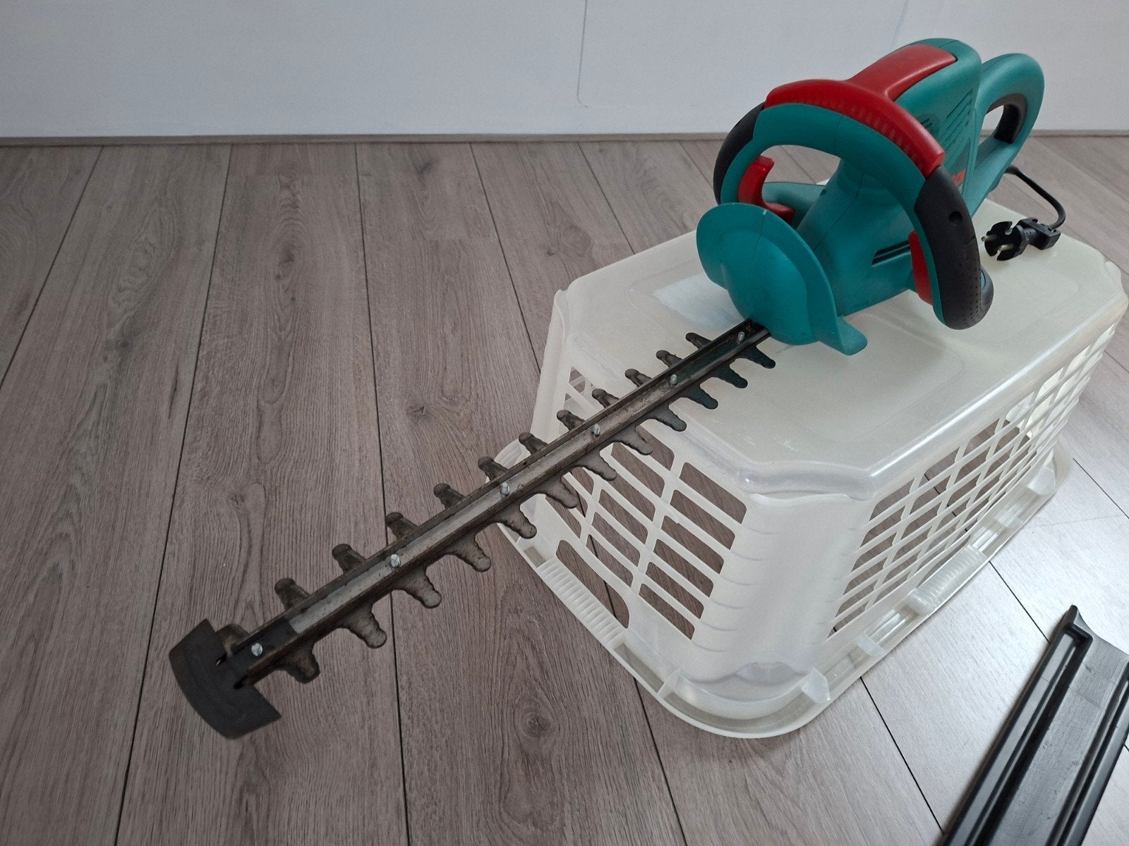 Bosch AHS 400-24 T Heggenschaar - Elektrisch, Ophalen, Zo goed als nieuw, Elektrisch, Bosch