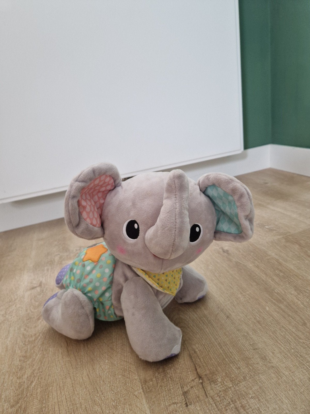 VTech Kruip Olifant - Interactief Speelgoed voor Baby's, Kinderen en Baby's, Ophalen, Zo goed als nieuw, 6 maanden tot 2 jaar