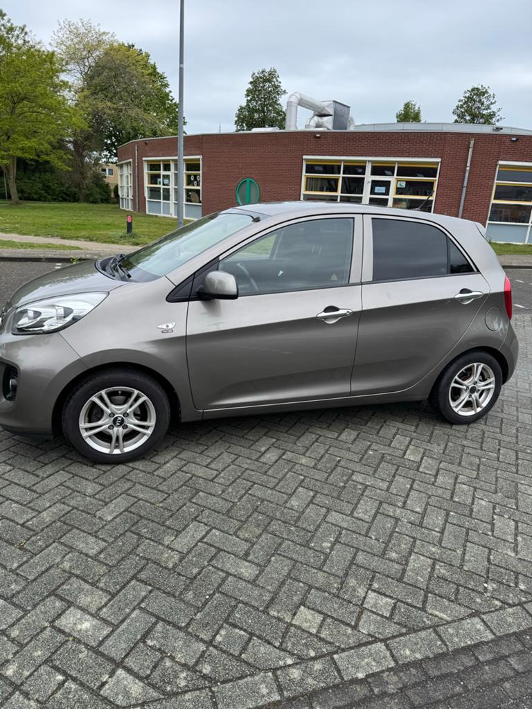 Kia Picanto 1.2 Cvvt 85 PK AUT 5D 2016 Grijs, Auto's, 31 €/maand, 4 cilinders, Origineel Nederlands, 5 stoelen