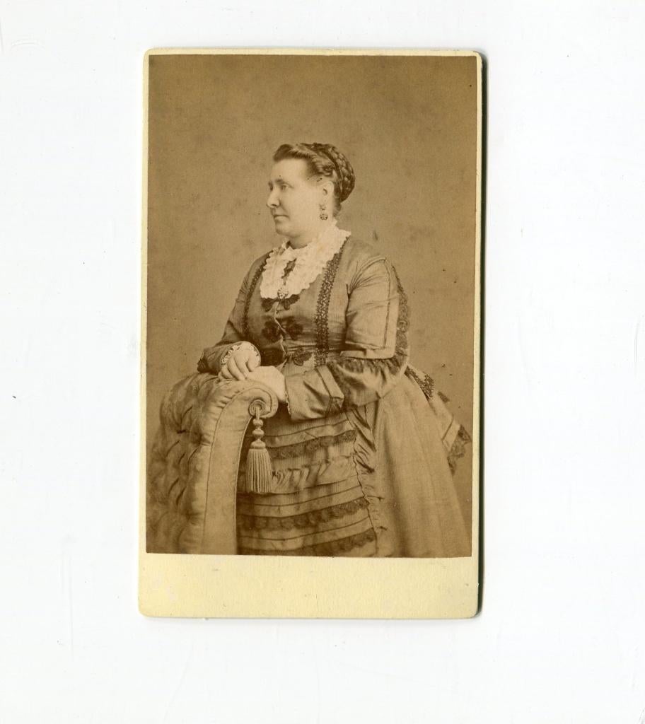 Carte de Visite. B. Bruining. Leiden., Foto, Ophalen of Verzenden, Zo goed als nieuw, Voor 1940