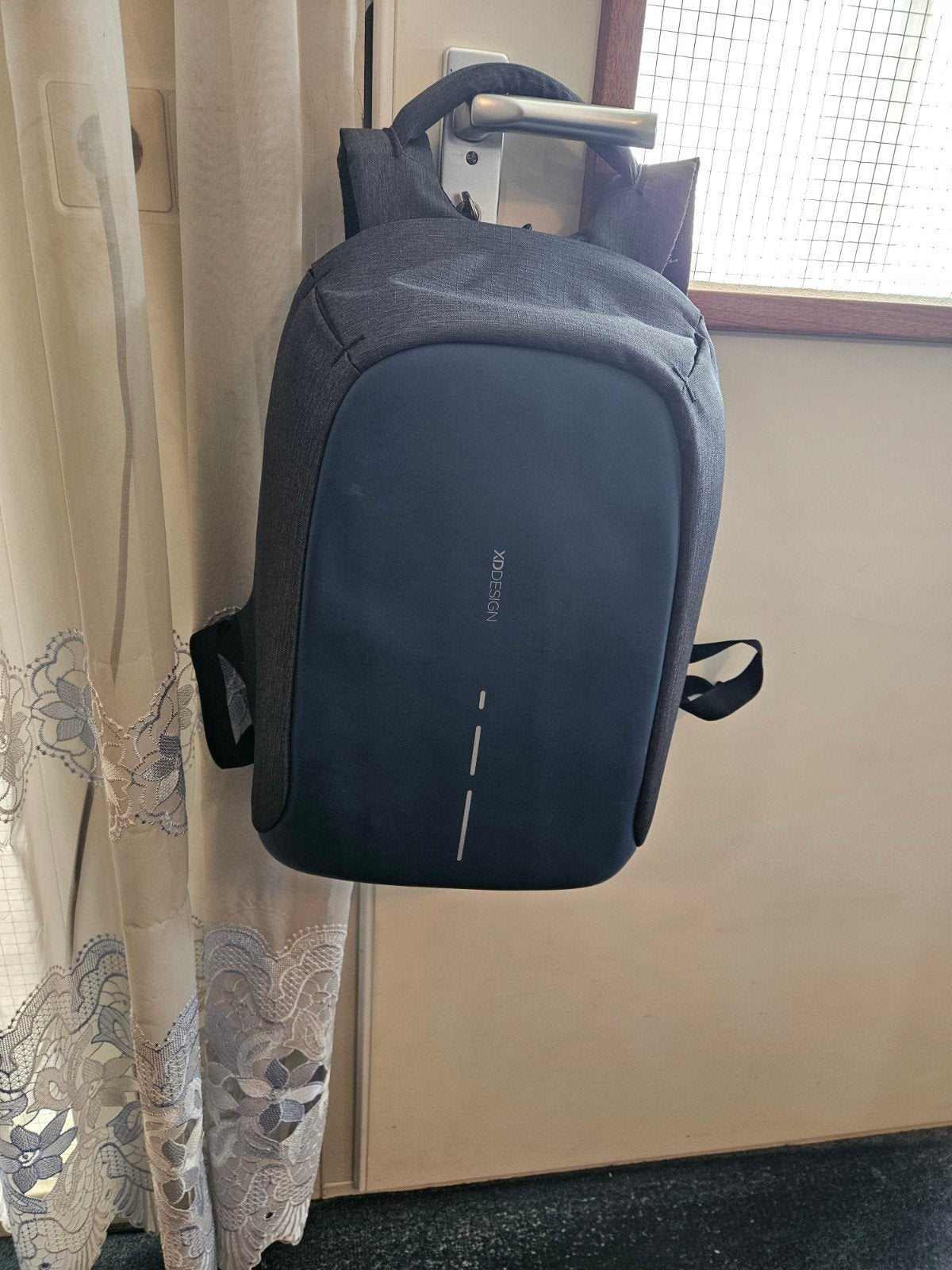 XD Design Bobby Anti-Diefstal Rugzak - Grijs, Gebruikt, 25 tot 40 cm, Ophalen of Verzenden, Waterdicht