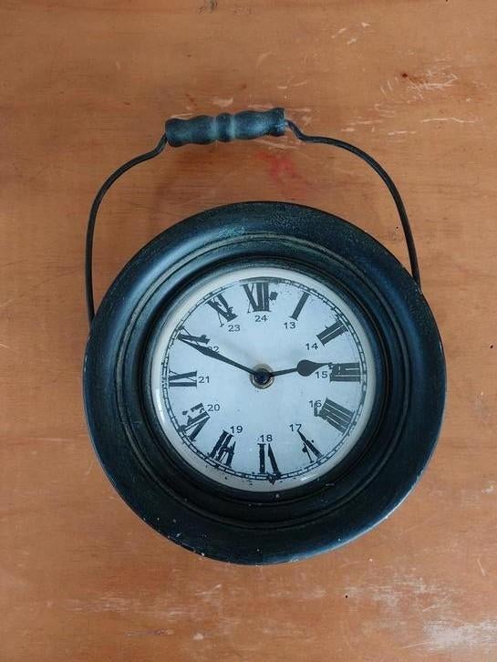 Leuke vintage stijl wandklok, Huis en Inrichting, Woonaccessoires | Schilderijen, Tekeningen en Foto's, Gebruikt, Verzenden, Schilderij