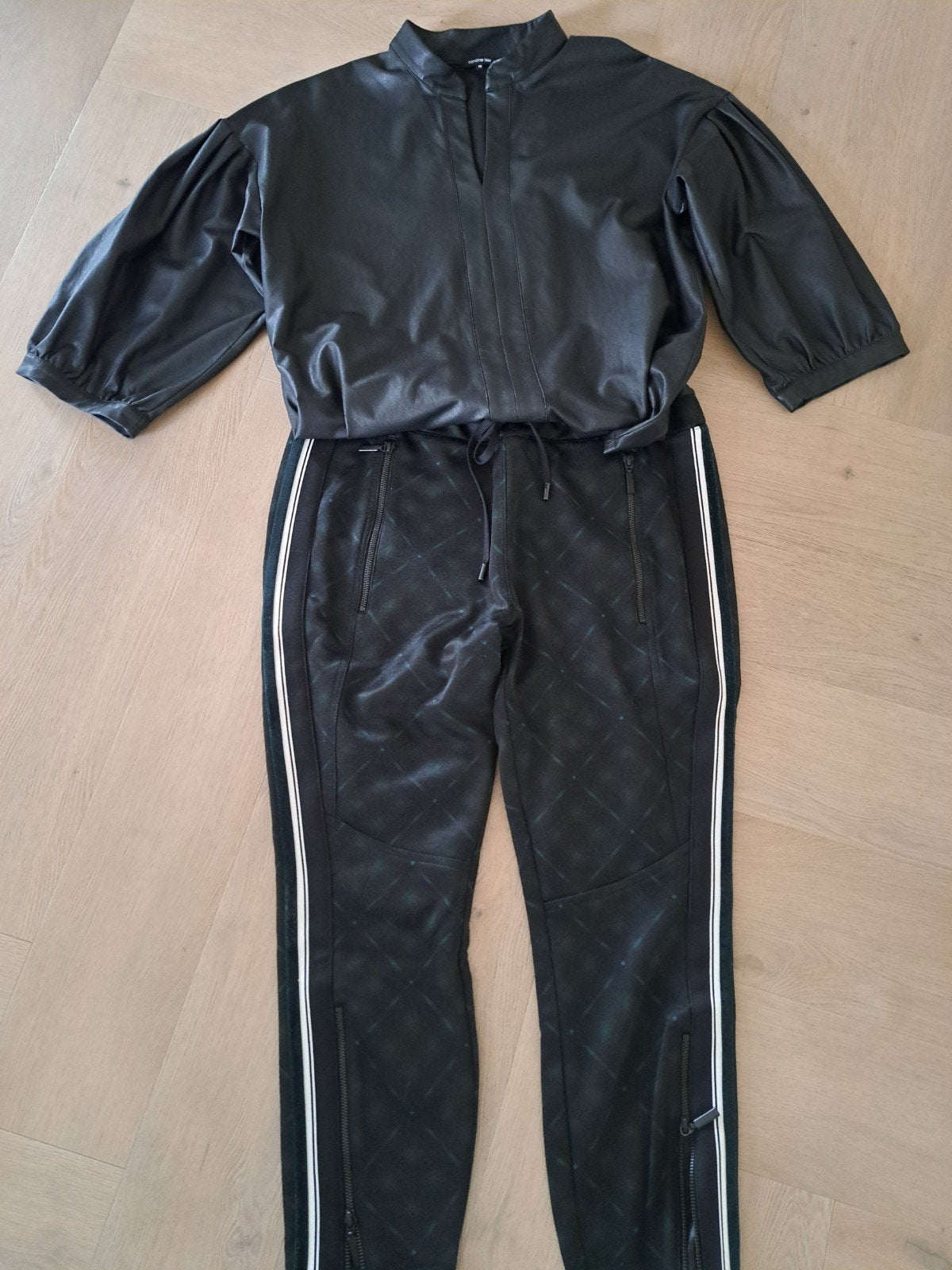Cambio Athletics Joggingbroek met ritsen en strepen, Zwart, Maat 42/44 (L), Ophalen of Verzenden, Zo goed als nieuw