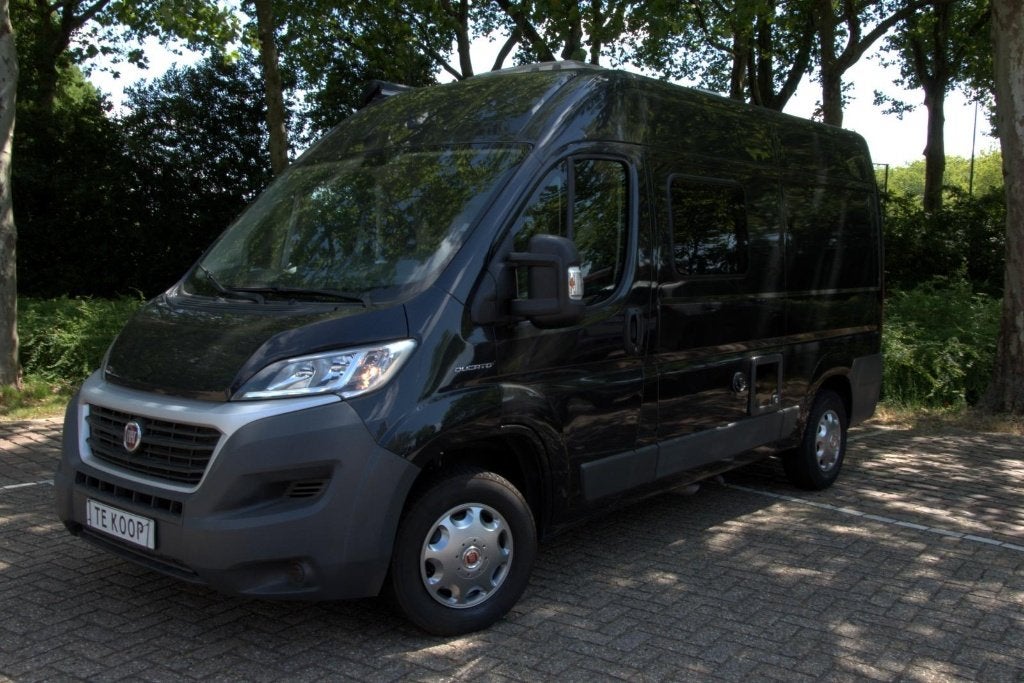 Caravans And Camping Buscamper