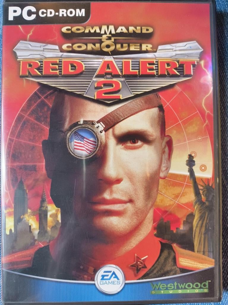 Command & Conquer: Red Alert 2 PC CD-ROM, Spelcomputers en Games, Games | Pc, Gebruikt, 1 speler, Ophalen of Verzenden, Eén computer