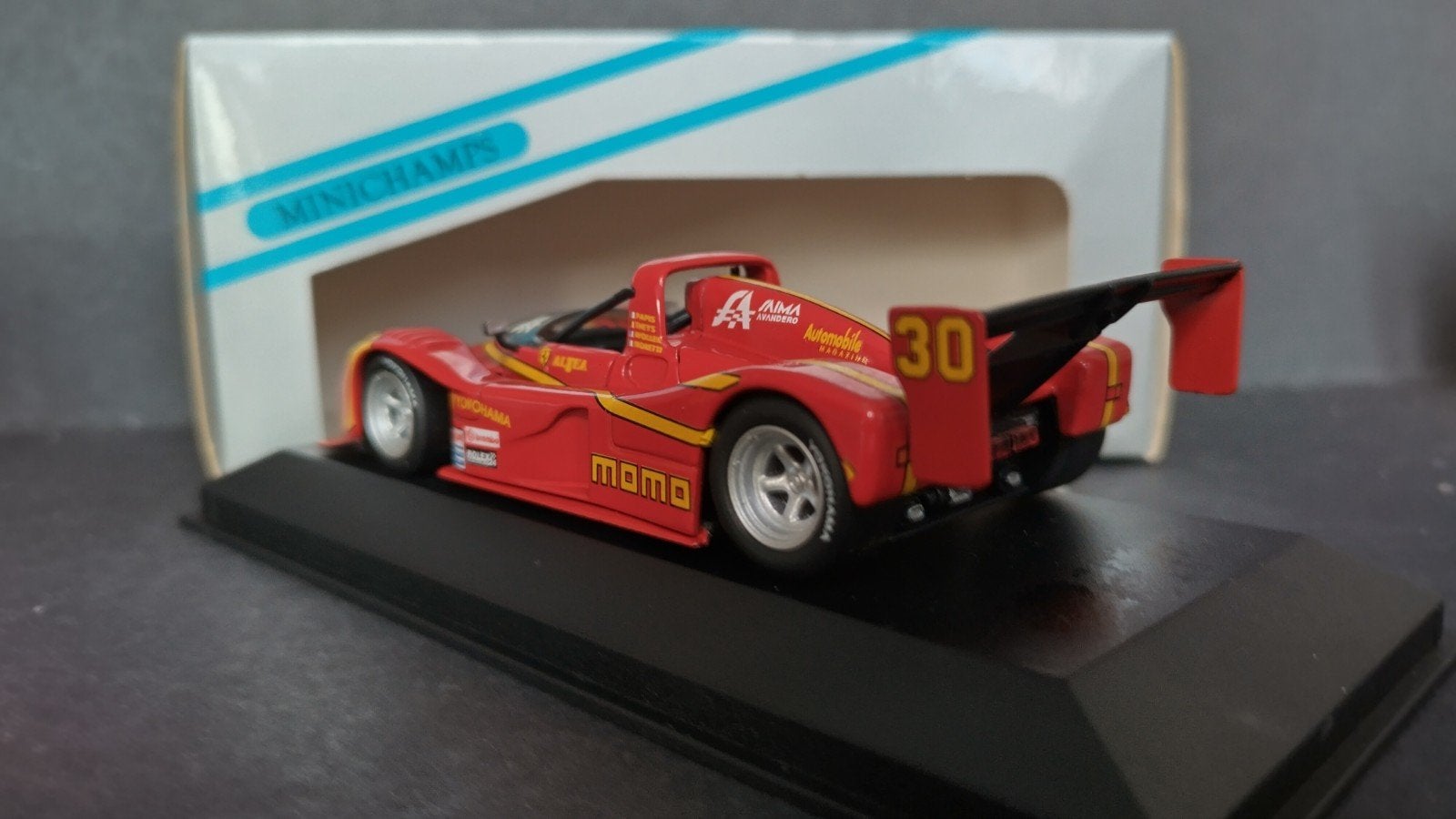 Ferrari 333 SP Daytona 1996 Momo 1:43 Minichamps Pol, Hobby en Vrije tijd, Modelauto's | 1:43, Auto, Verzenden, ., Pauls Model Art