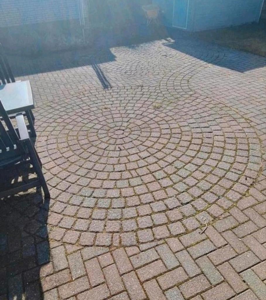 Twee cirkels van klinkers gratis op te halen, Ophalen, Gebruikt, Beton, Klinkers