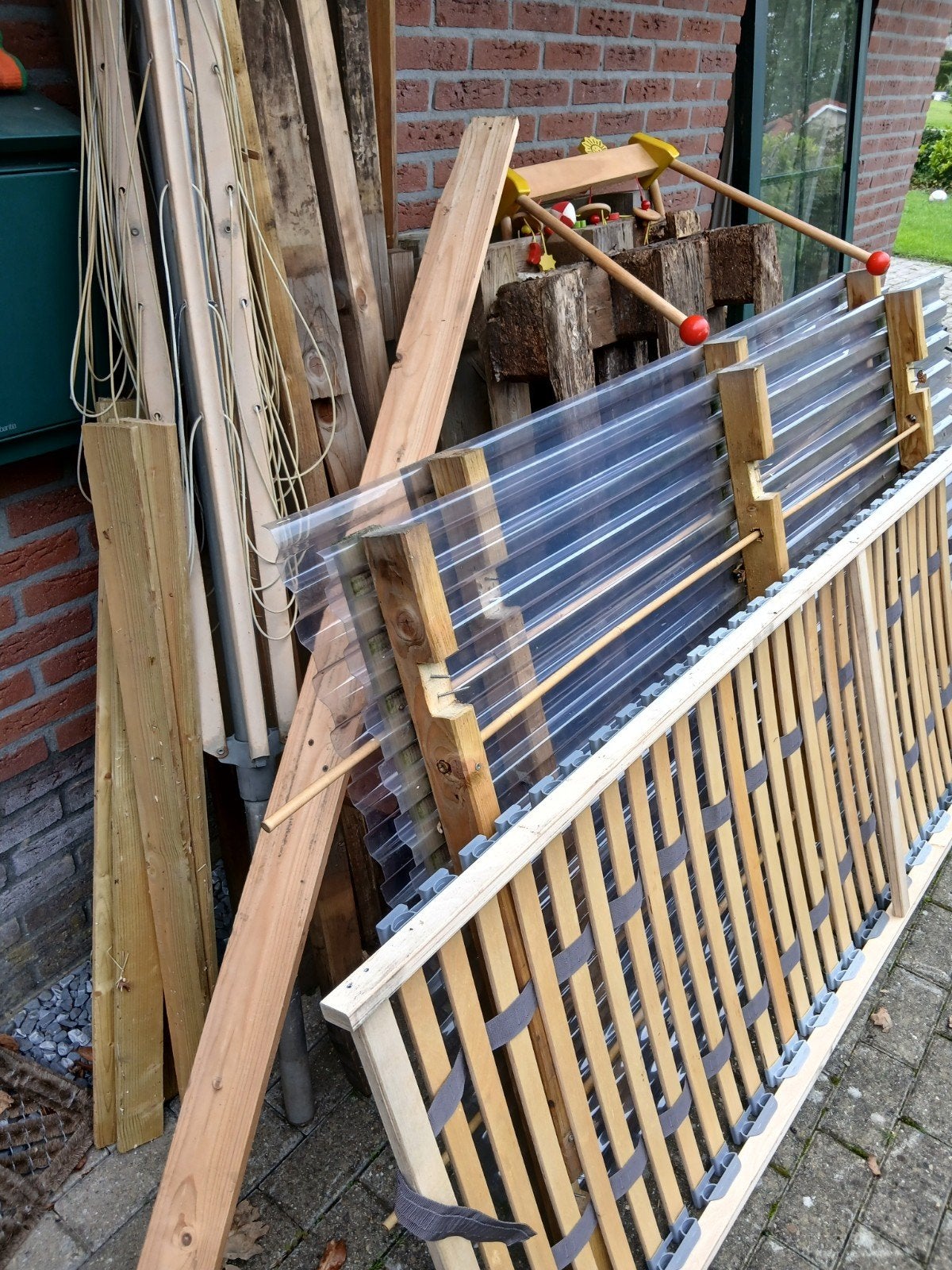 gratis hout/spullen voor boomhut, Ophalen, 200 tot 250 cm, 50 mm of meer, Balk