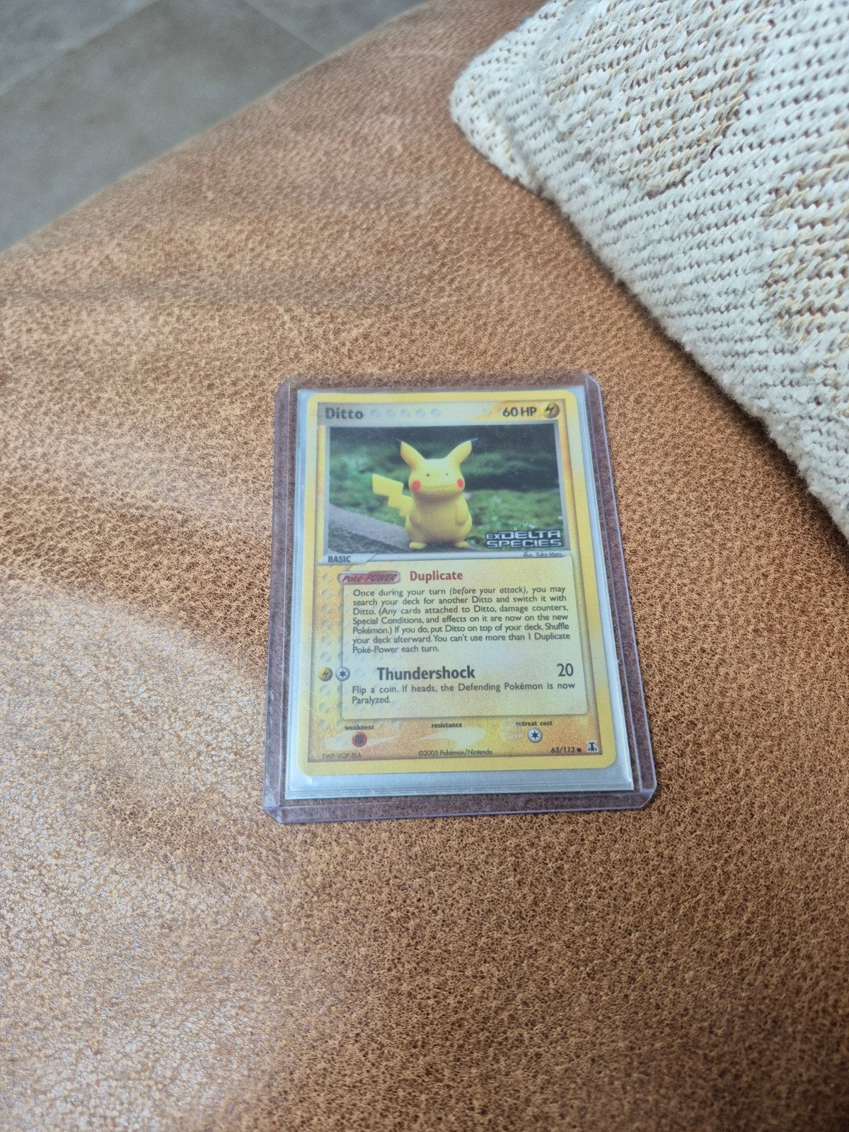 Ditto pikachu pokemon kaart holo, Ophalen of Verzenden, Zo goed als nieuw