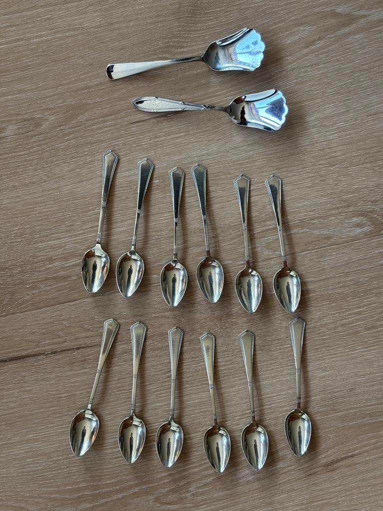 12 ANTIEKE THEELEPELTJES, ALPACA, EN 2 SUIKER SCHEPJES, Ophalen of Verzenden