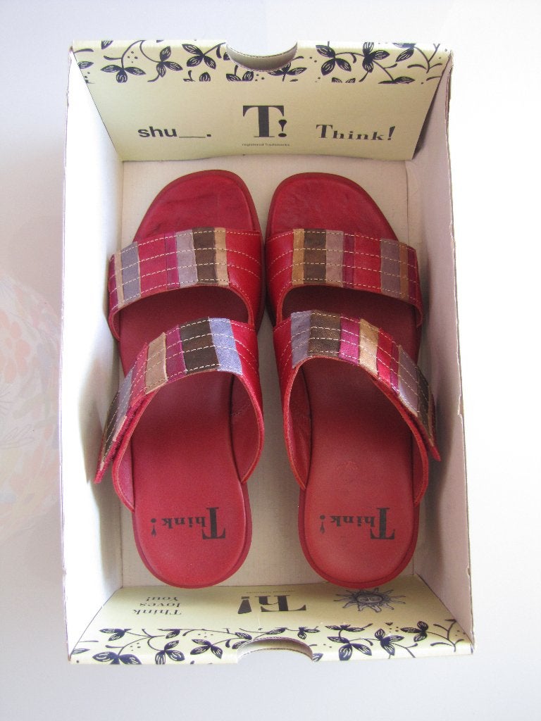 Aparte instapper / muiltje van Think!, rood, leer, maat 36, Think!, Zo goed als nieuw, Rood, Sandalen of Muiltjes