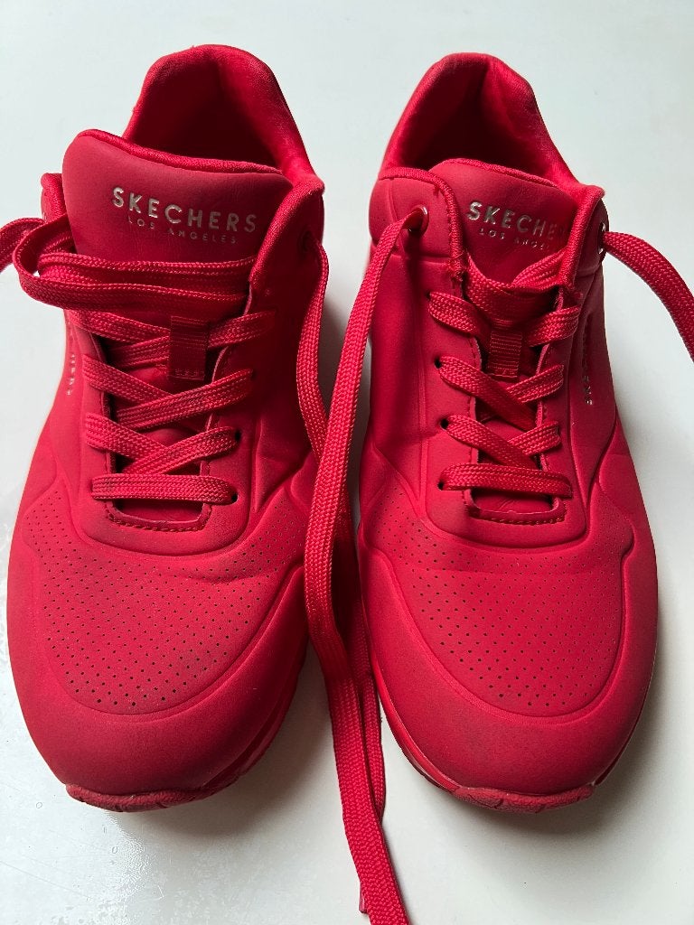 Skechers Uno Stand On Air – Size 36 – WIDE FIT – Triple Red, Skechers, Ophalen of Verzenden, Sneakers of Gympen, Gedragen