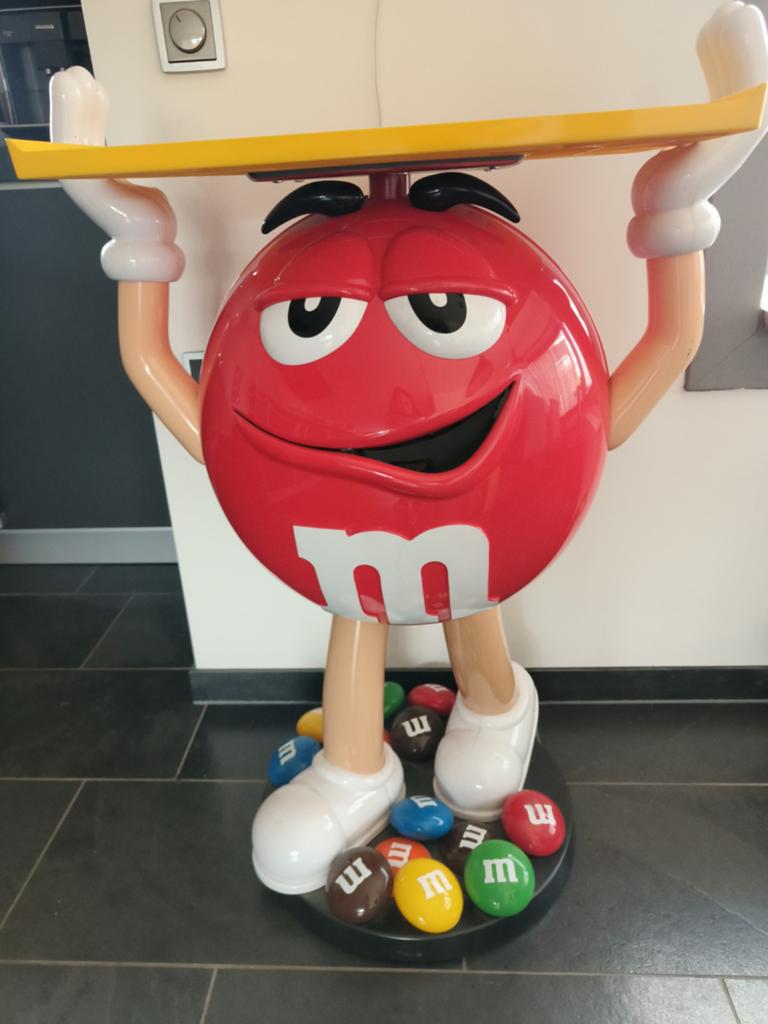 M&M butler display met dienblad, Verzamelen, Overige Verzamelen, Gebruikt, Ophalen