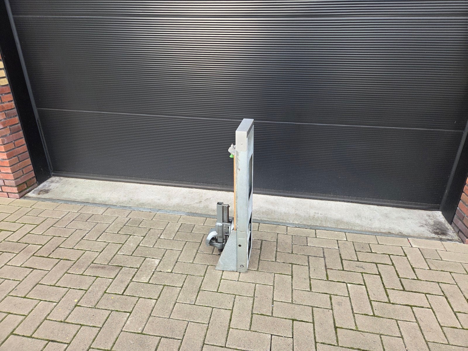 bott bankschroef uitklapsysteem bedrijfswagen inrichting, Ophalen