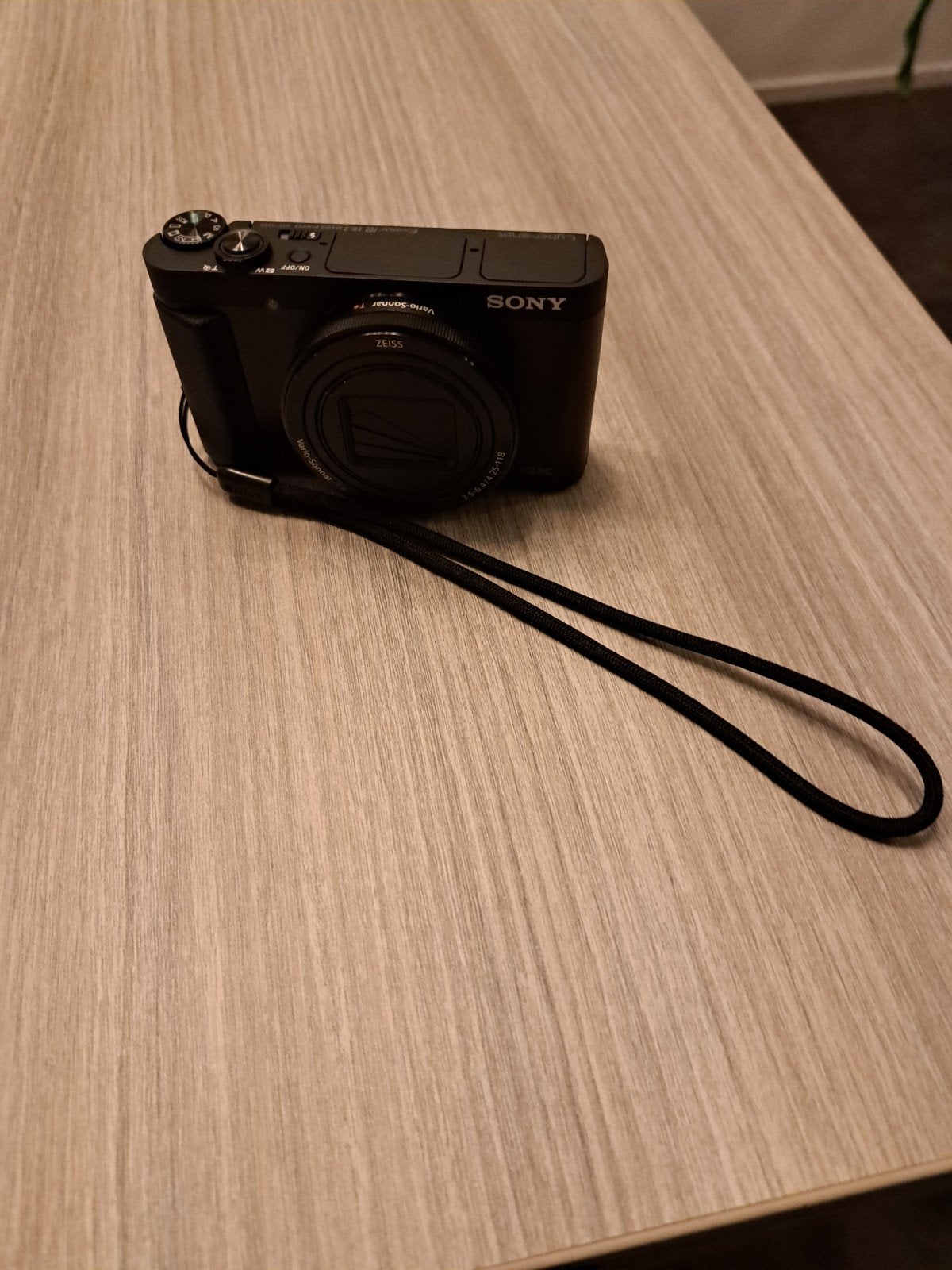 Sony Cyber Shot DSC-HX 99 Compactcamera - Zo goed als nieuw, Audio, Tv en Foto, Ingebouwde flitser, Ophalen of Verzenden, Zo goed als nieuw