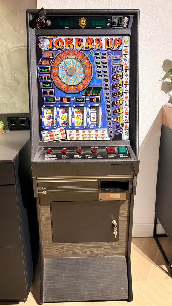Gokkast Jokers Up (werkend), Verzamelen, Gulden, Ophalen, Gebruikt, Met sleutels