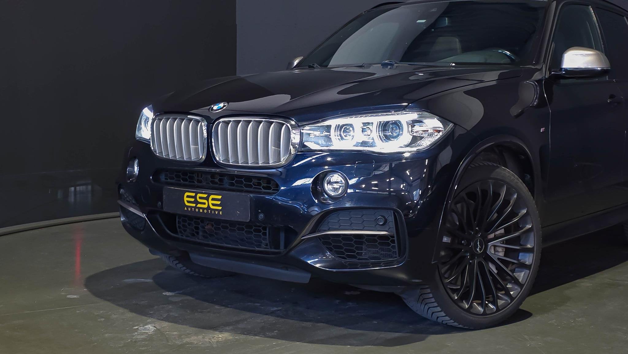 Foto 30 van BMW X5 M50d | Panorama | Memory-Seats | Breyton