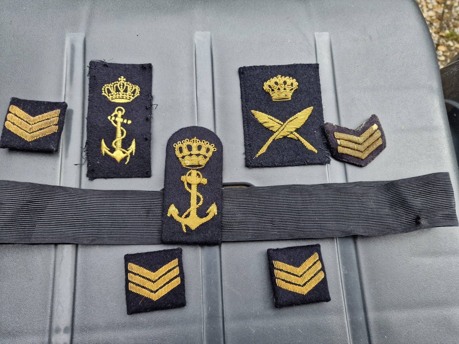 Lotje oude emblemen dienstvak rot koninklijke marine, Ophalen of Verzenden, Marine, Nederland, Embleem of Badge
