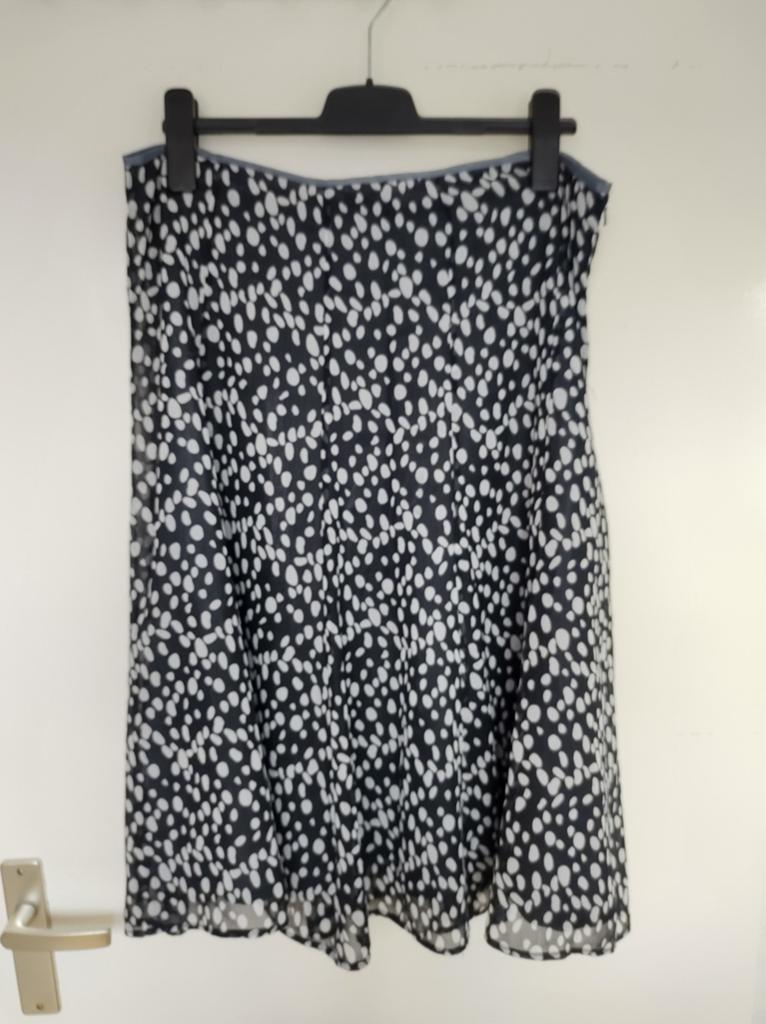 Zwarte rok met witte stippen, Zwart, Maat 46/48 (XL) of groter, Ophalen of Verzenden, Zo goed als nieuw