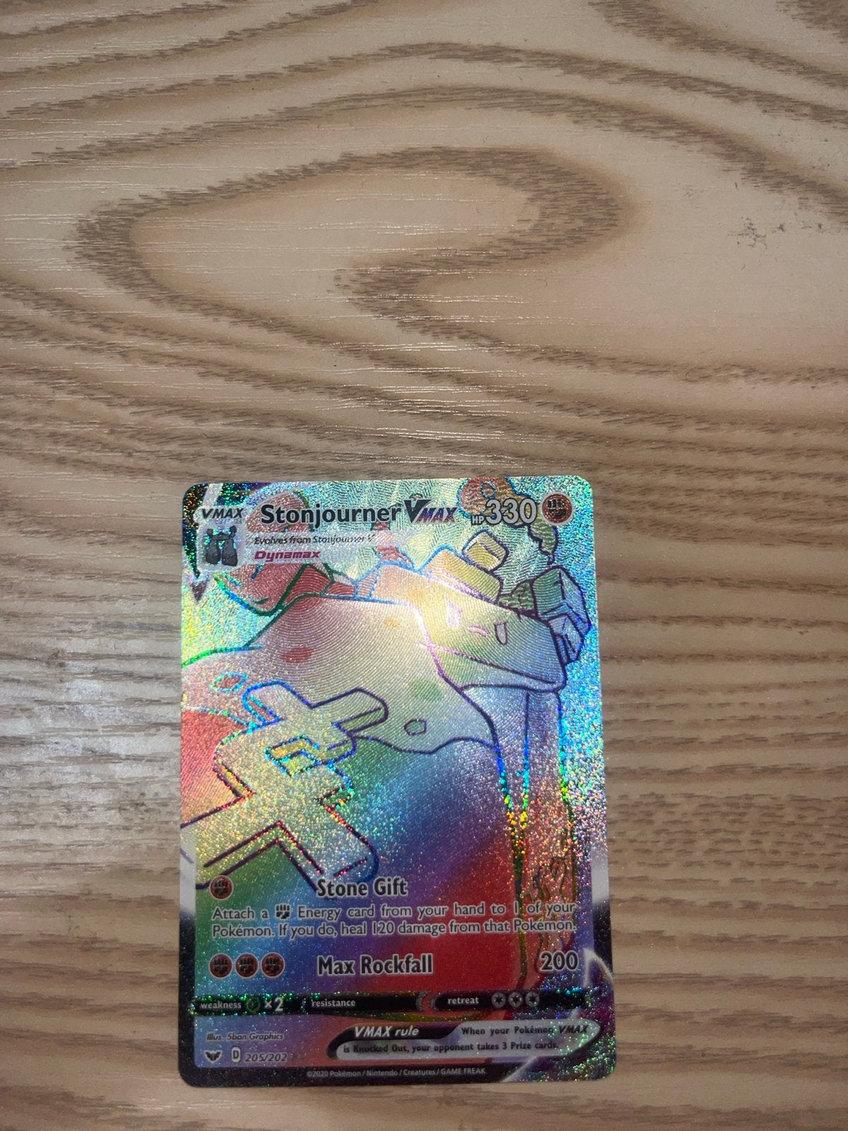 Stonjourner VMAX Rainbow Rare Pokémon Kaart (205/202), Ophalen of Verzenden, Zo goed als nieuw, Losse kaart, Foil
