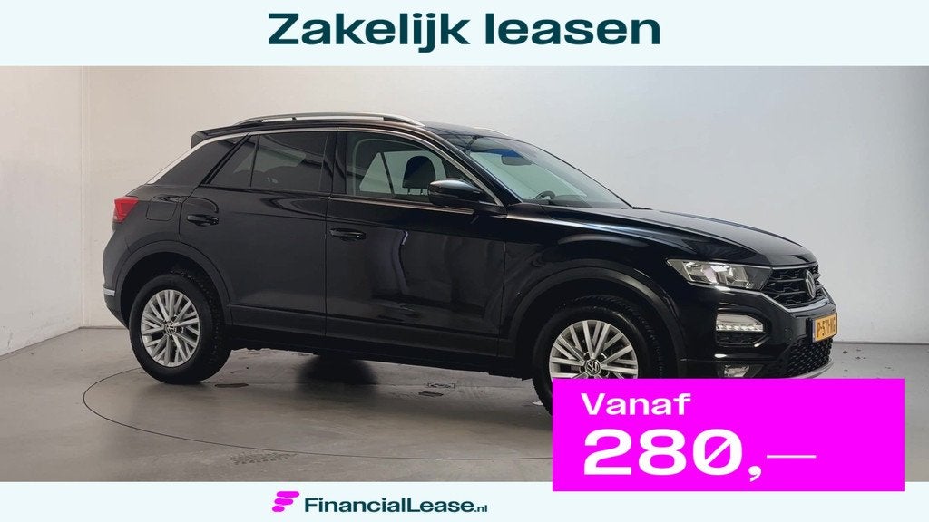 Volkswagen T-Roc 1.0 TSI Style Business Camera Navigatie DAB, Voorwielaandrijving, Stof, Gebruikt, Met garantie (alle)
