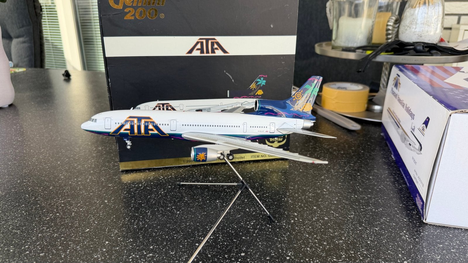 Gemini200 Tristar L-1011 ATA -  model uit 2009, Ophalen of Verzenden, Zo goed als nieuw, Schaalmodel