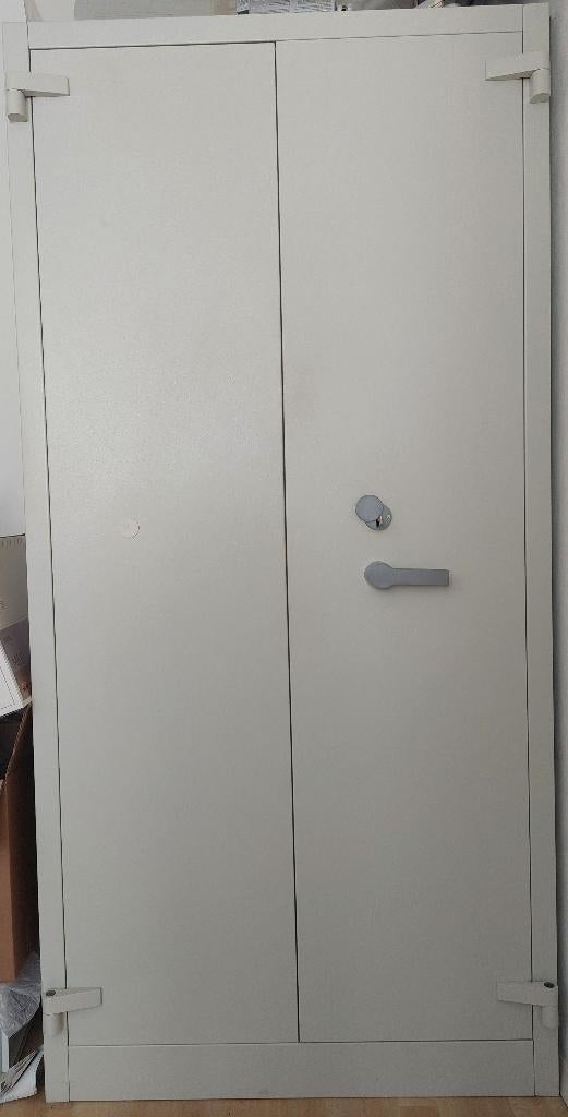 Brandwerende en inbraakwerende archiefkast, Ophalen, Gebruikt