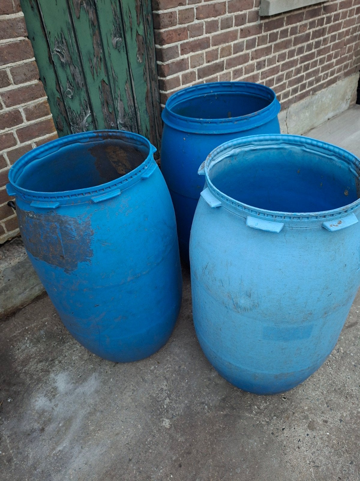 Blauwe regentonnen (3 stuks), Tuin en Terras, 150 liter of meer, Ophalen, Gebruikt, Kunststof