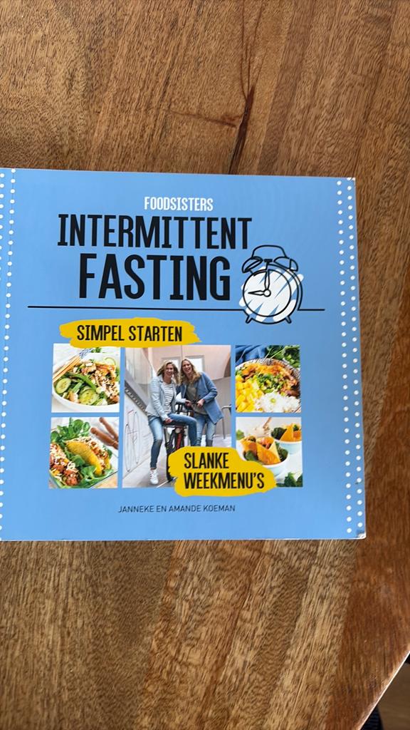 FoodSisters Intermittent Fasting: Simpel Starten, Boeken, Ophalen of Verzenden, Zo goed als nieuw, Dieet en Voeding