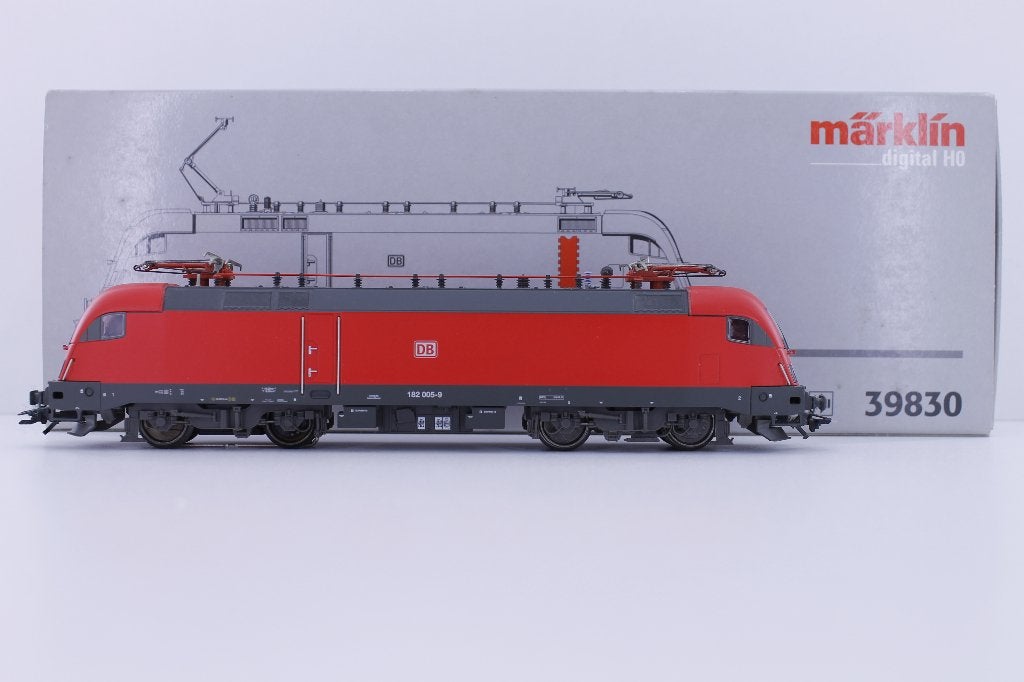 Marklin 39830 H0 E-locomotief BR 182 Taurus DB, Wisselstroom, Locomotief, Ophalen of Verzenden, Zo goed als nieuw