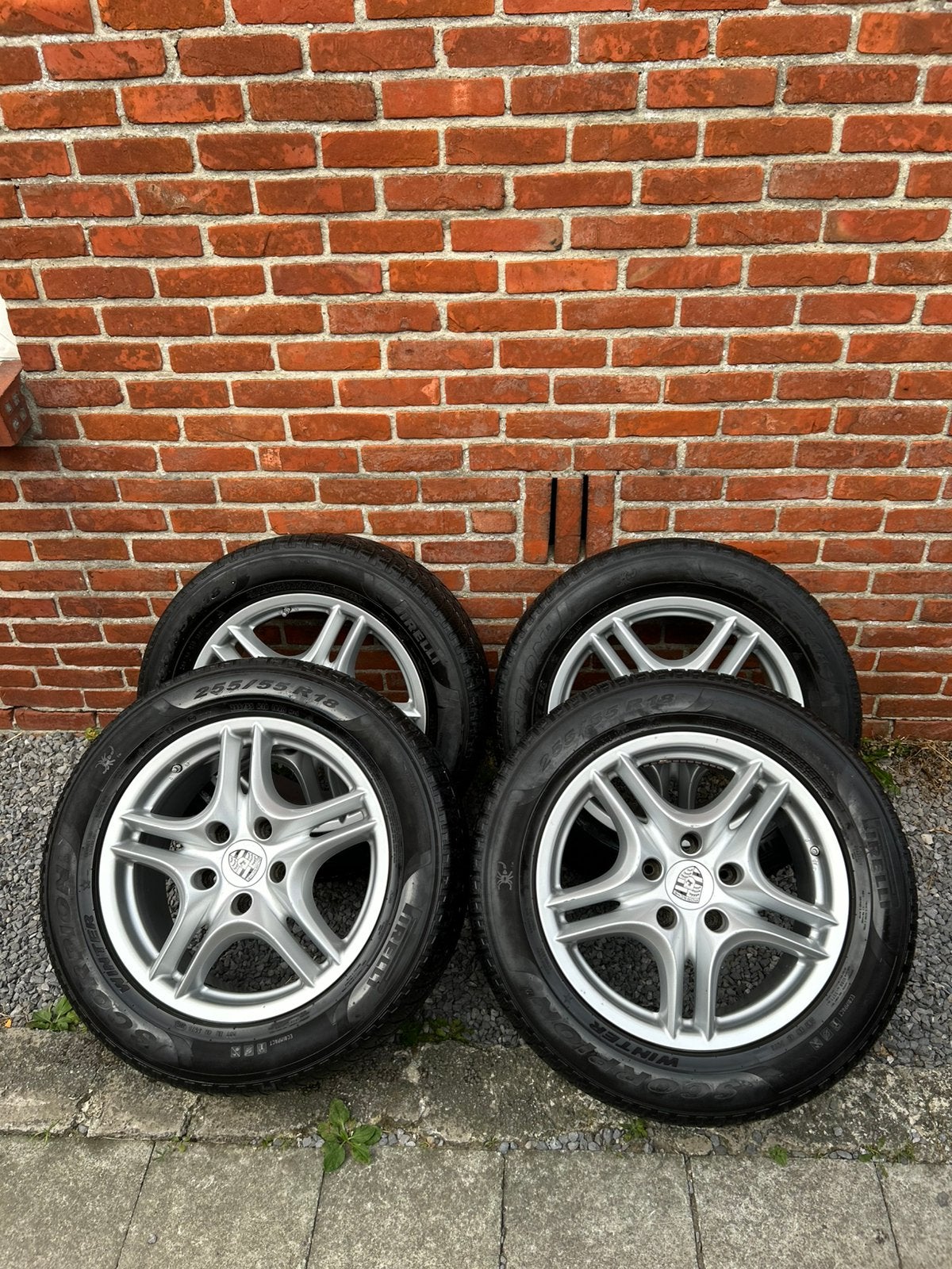 Porsche Cayenne 18 inch Velgen met Banden / Sterbanden, Ophalen, Gebruikt