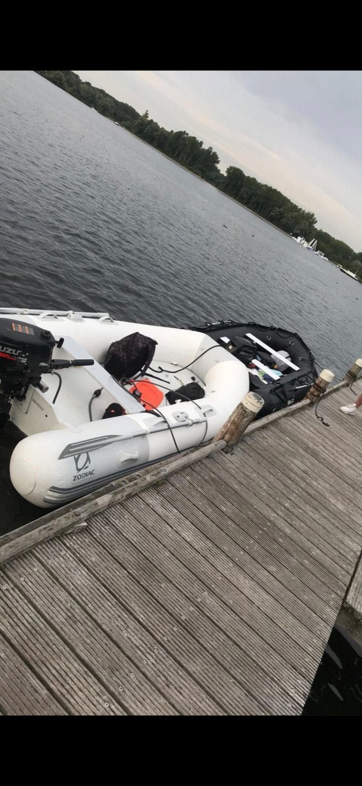 Zodiac 4-persoons opblaasboot met 5 pk Suzuki motor, Ophalen, Gebruikt, Zodiac, Inclusief motor