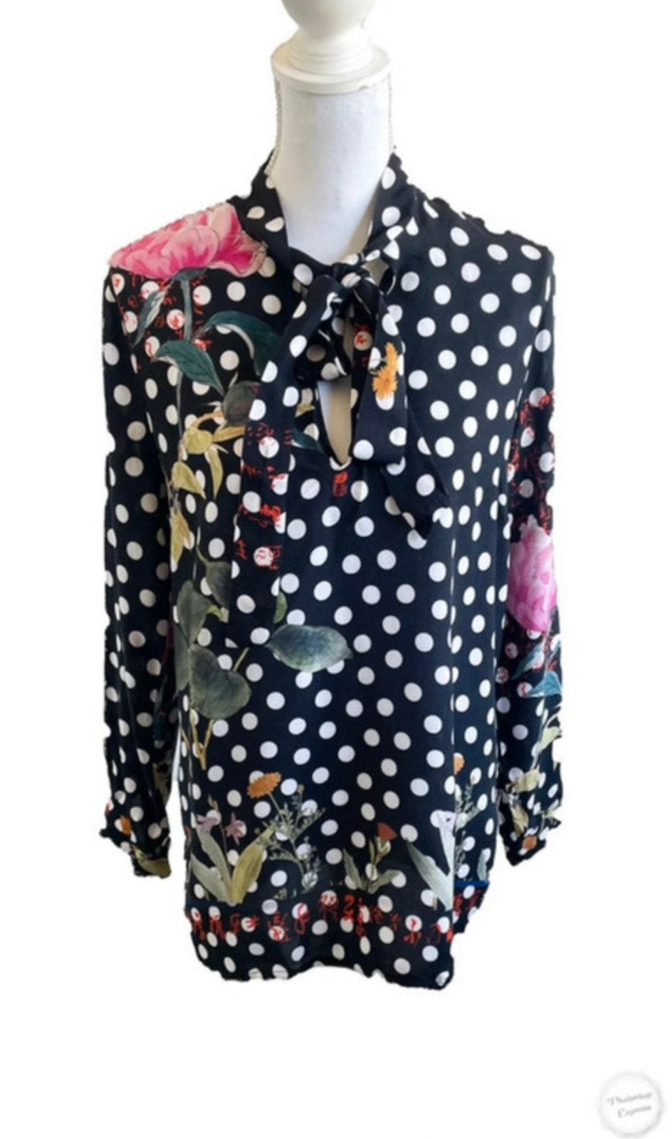 Mooie blouse van Myrna by Ned 38, Maat 38/40 (M), Oostmalseweg 63A B-2340 Beerse, Ophalen of Verzenden, Overige kleuren