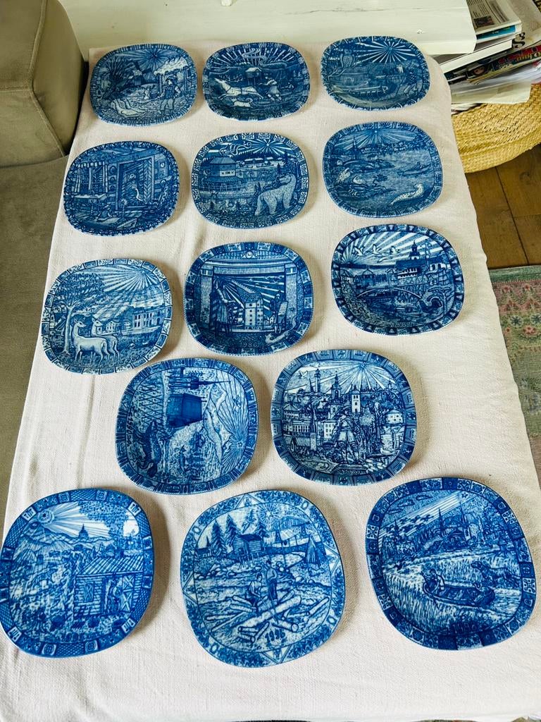 Rörstrand Julencollecters bordjes 14 stks uit Sweden, Antiek en Kunst, Ophalen