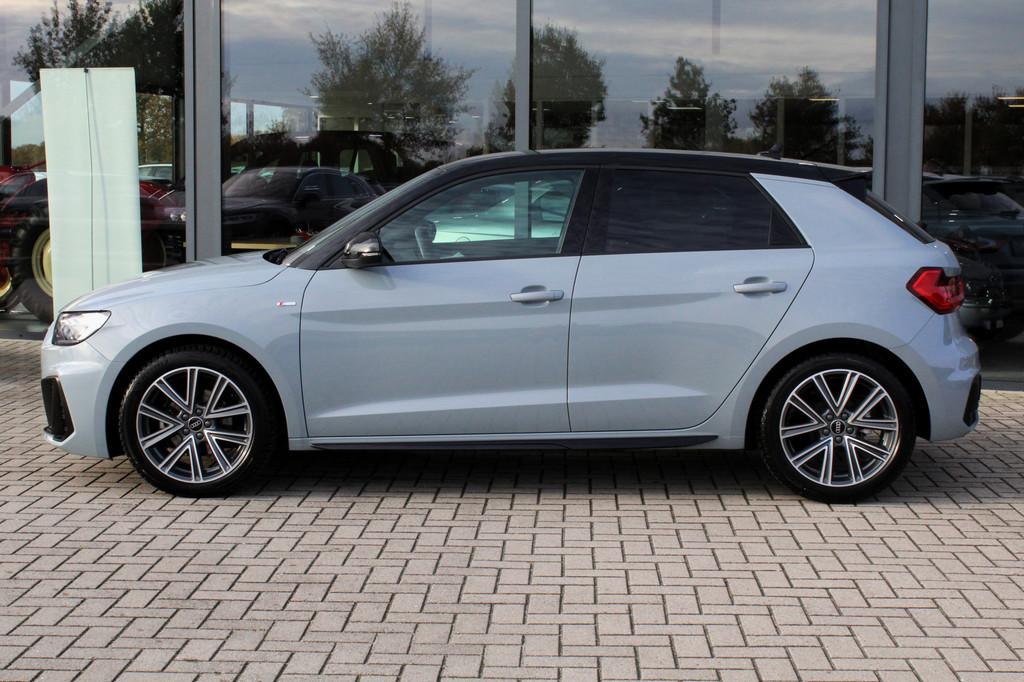 Audi A1 Sportback 35 TFSI 150pk S-Line LED KEYLESS ACC 24024, Auto's, Audi, 4 cilinders, Bedrijf, Adaptive Cruise Control, Zilver of Grijs