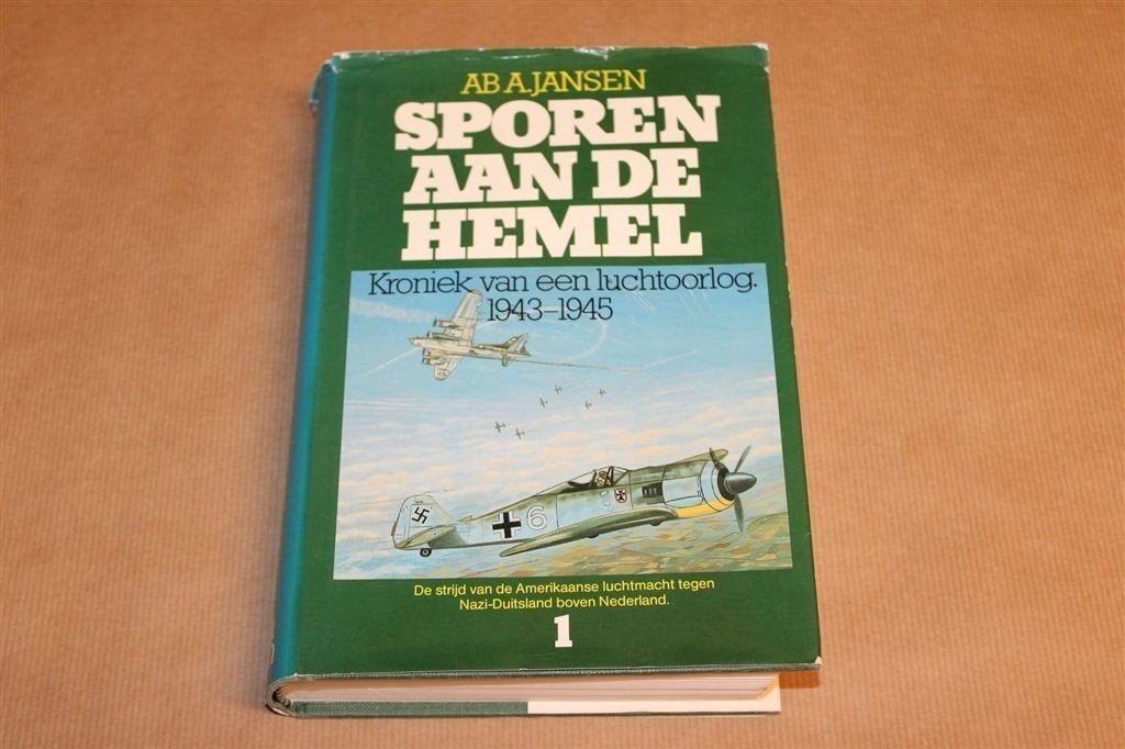 Sporen aan de Hemel — Luchtoorlog Boven NL — 1943, Boeken, Verzenden, Tweede Wereldoorlog, Gelezen, Overige onderwerpen