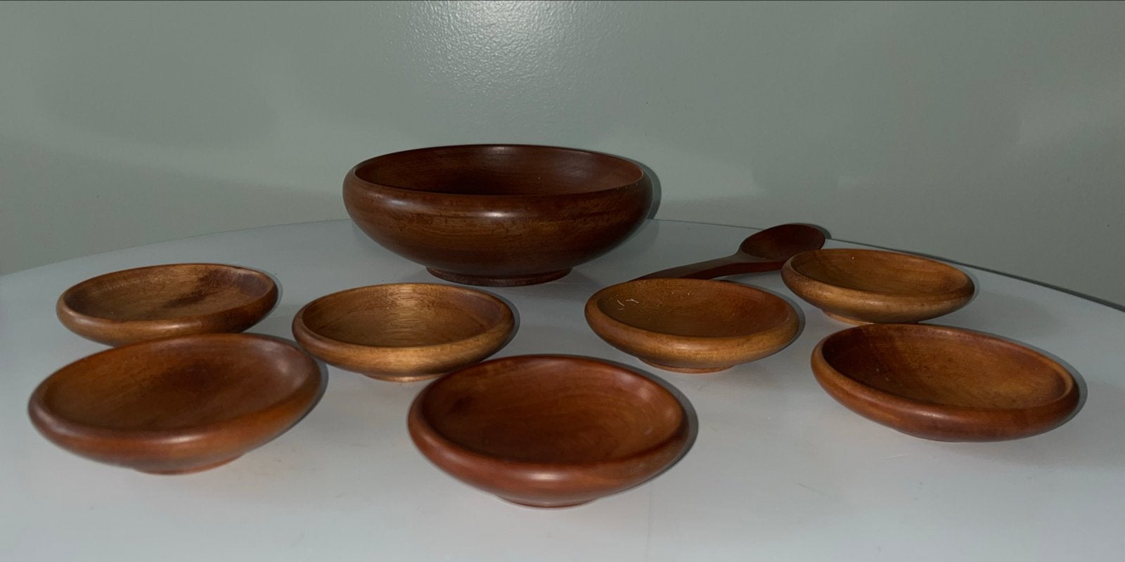Vintage houten pindaset met kom en 7 kleine schaaltjes, Ophalen of Verzenden