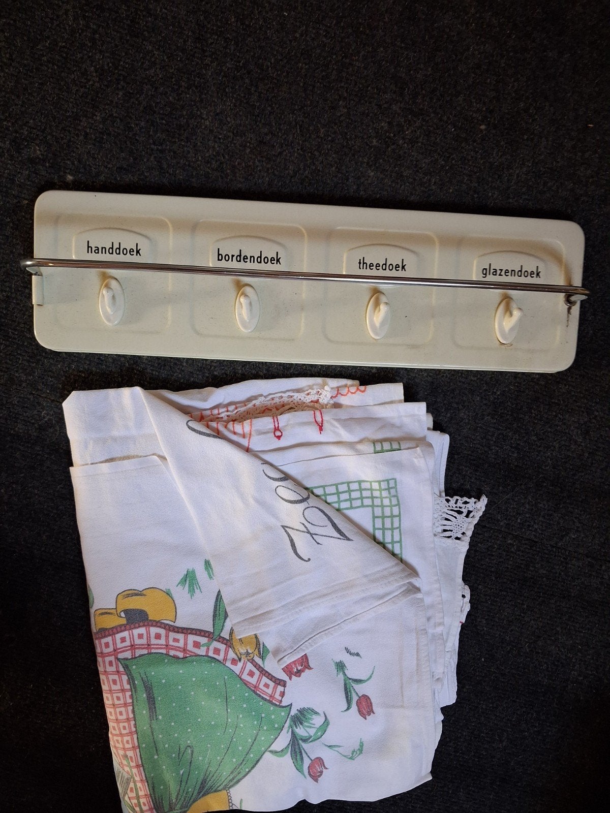 Vintage handdoekenrek en theedoeken, Ophalen of Verzenden