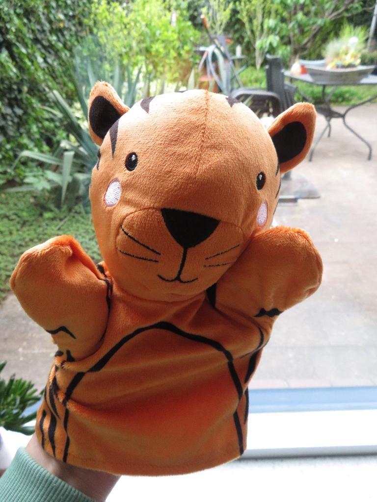 Handpop tijger van IKEA zacht velours geborduurde ogen, Oranje, IKEA, Overige typen, Ophalen of Verzenden