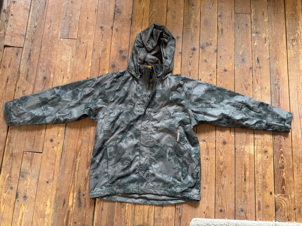 Didriksons regenjas camouflage - Maat 170, Ophalen of Verzenden, Zo goed als nieuw, Jongen of Meisje, Jas