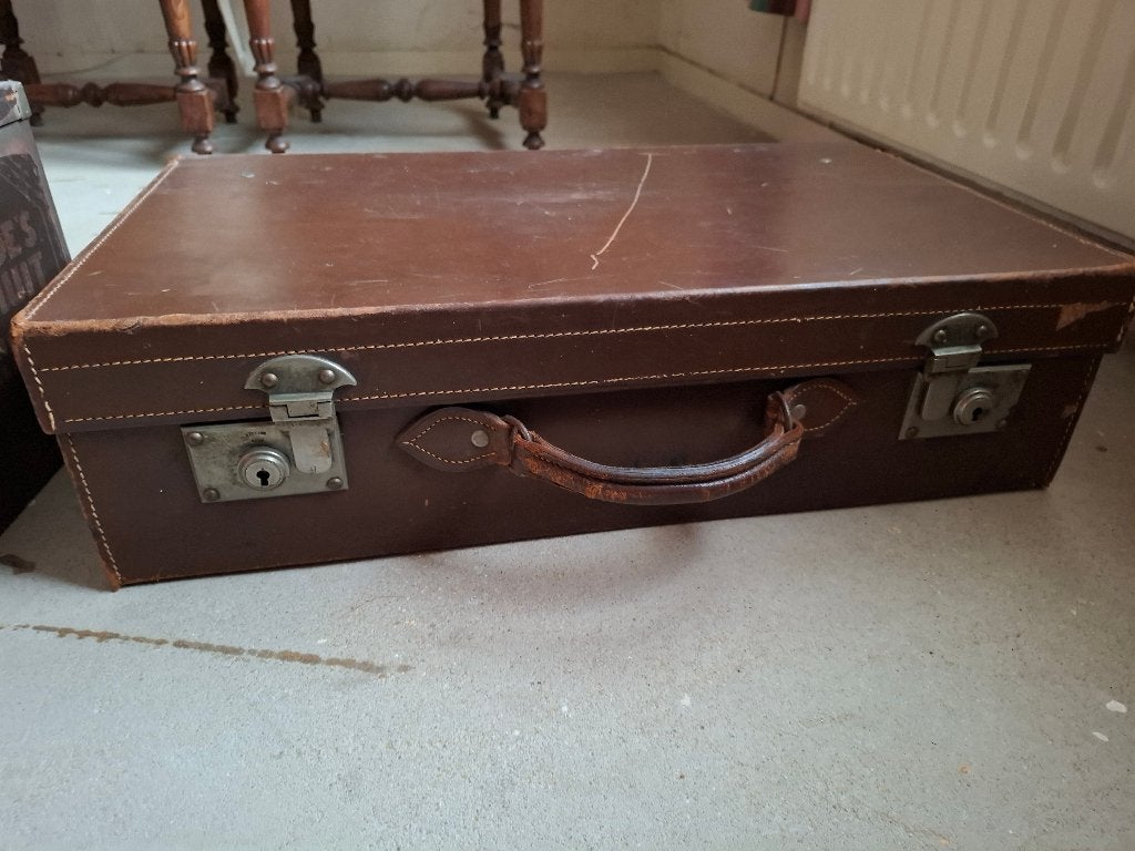 Koffer, Ophalen, Gebruikt, Leer, 70 cm of meer