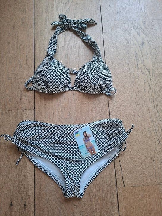 Shiwi bikini Karin maat 38/75B Zwart/ wit, Wit, Nieuw, Ophalen of Verzenden, Bikini