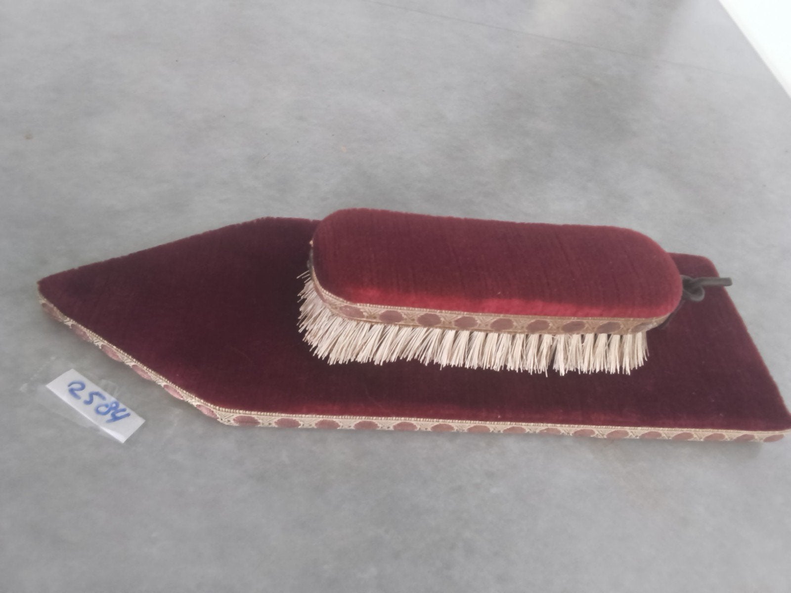kledingborstel velours vintage, Ophalen of Verzenden