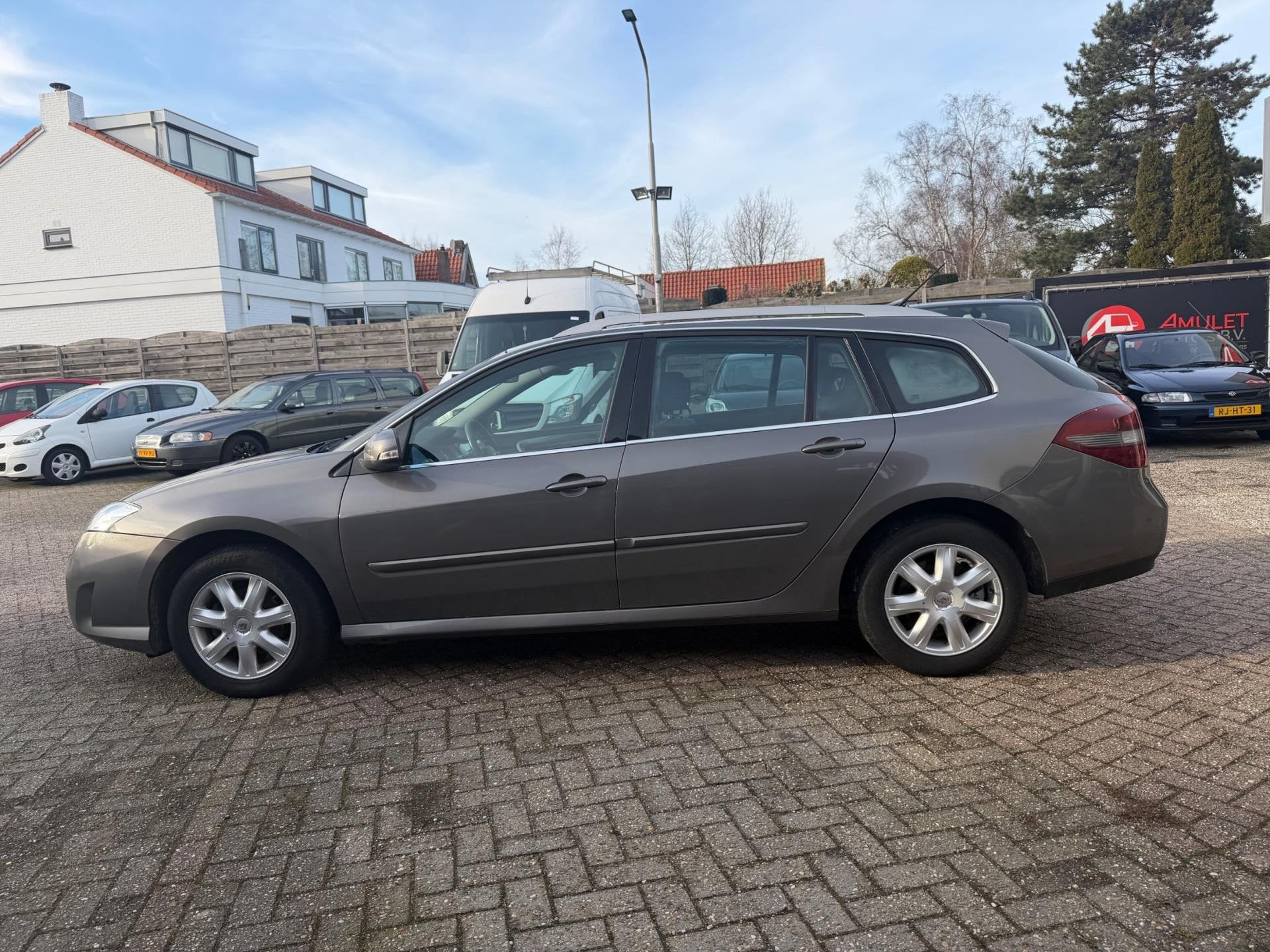 Renault Laguna Estate 1.5dCi,81kw/110pk,E4,Expr.4-2010,1549,, Voorwielaandrijving, Laguna, Stof, Gebruikt
