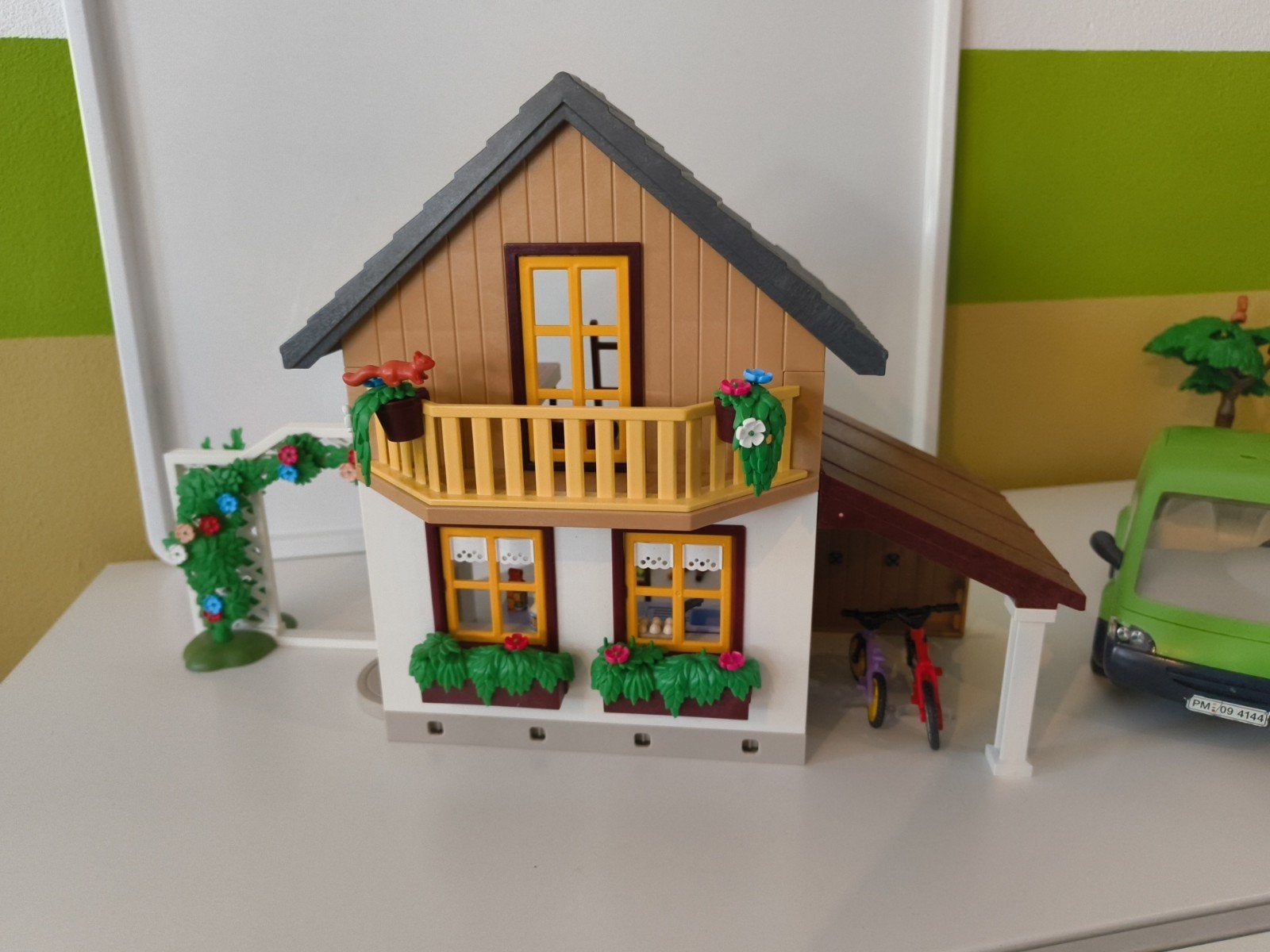 Playmobil vakantiehuis met zwembad, auto en extra's, Gebruikt, Gebouw, Complete set, Family fun