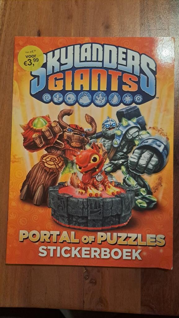 Skylanders Giants Portal of Puzzles Stickerboek, Boeken, Ophalen of Verzenden