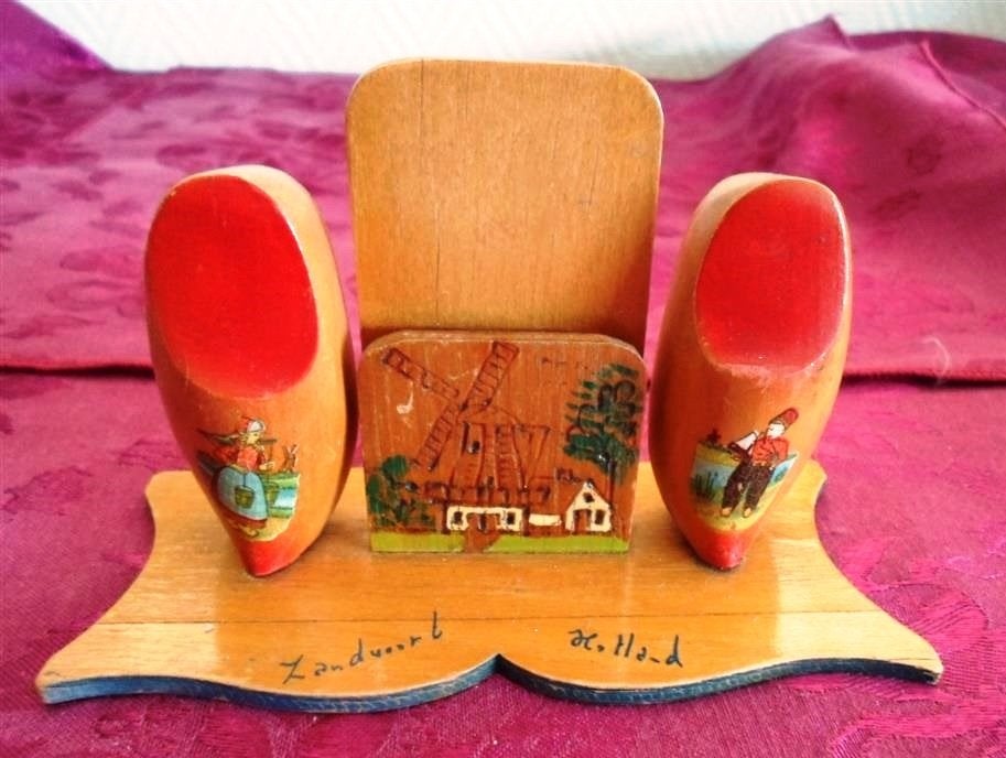 Oude houten souvenir houder voor lucifersdoosje. Zandvoort, Antiek en Kunst, Ophalen of Verzenden