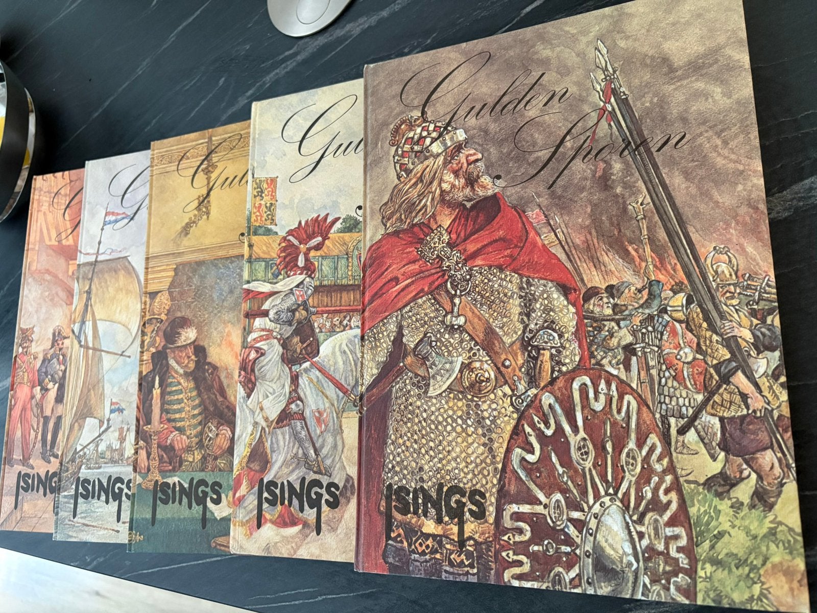 Geschiedenisboeken met prachtige illustraties, Boeken, Ophalen of Verzenden, Zo goed als nieuw